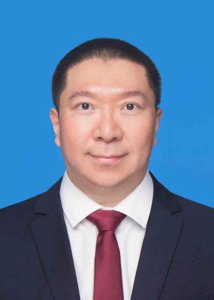 Portrait of Editorial Board member Lin Wang